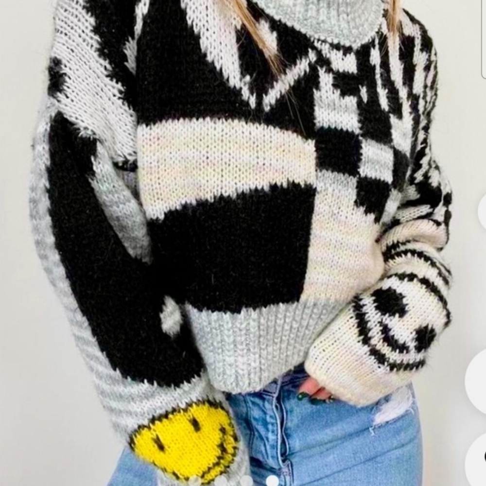 UO Urban Outfitters Lennon Jacquard Cropped Black and White Patterned Sweater L - Picture 6 of 11